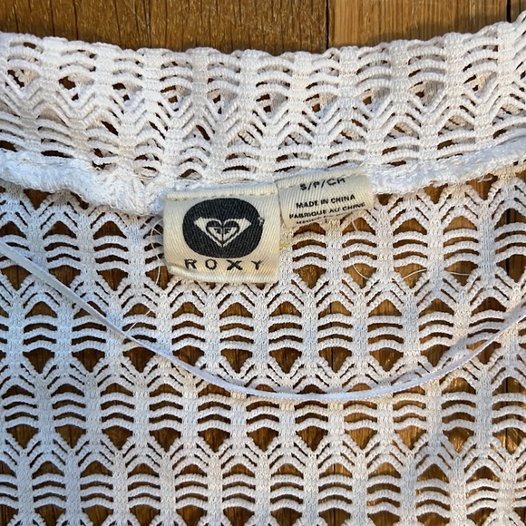 Roxy Open Knit Mesh Lace Multicolor Rainbow Poncho Cape Boho Crochet Coverup S - Picture 7 of 11